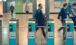 Hong Kong’s virtual banks have just started to hire graduates