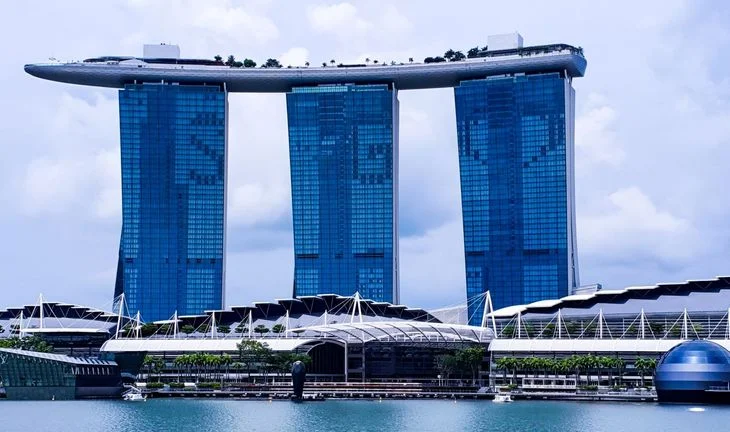 Totally-not-a-hedge fund BlueCrest added a PM to its Singapore team
