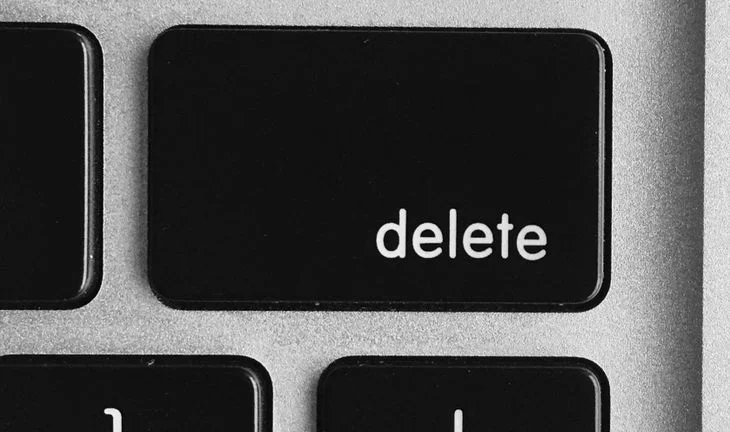 delete button