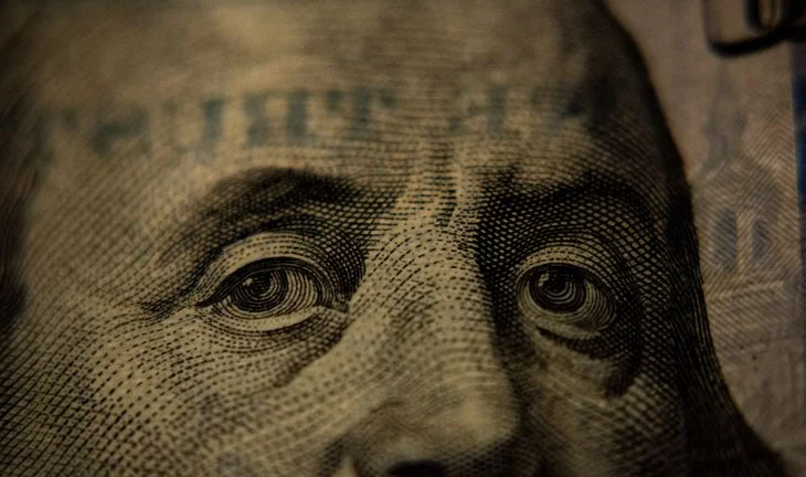 dollar eyes