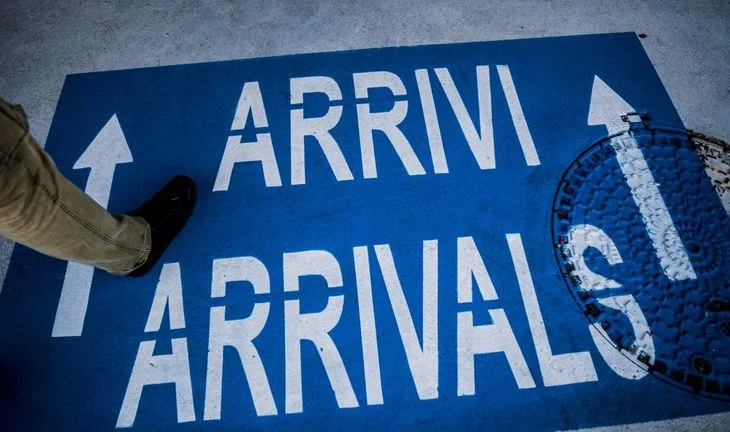 Senior rates trader resurfaces after long rest