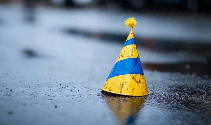 The party's over at the craziest office in fintech